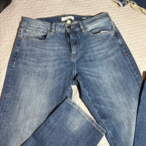 Warp + Weft Blue Straight Leg Jeans NWOT - Picture 2 of 5